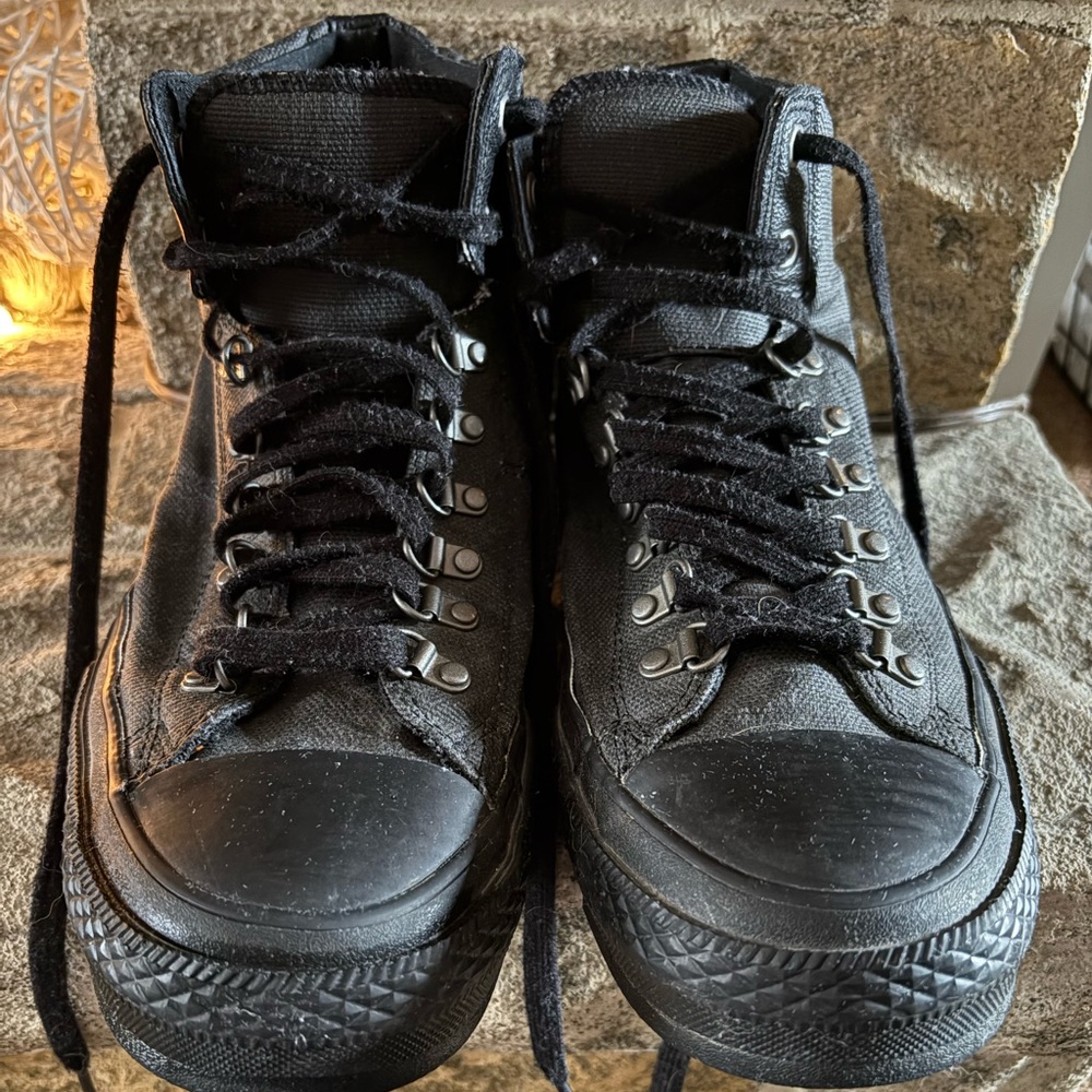Men’s Converse Shoes - Picture 2 of 6